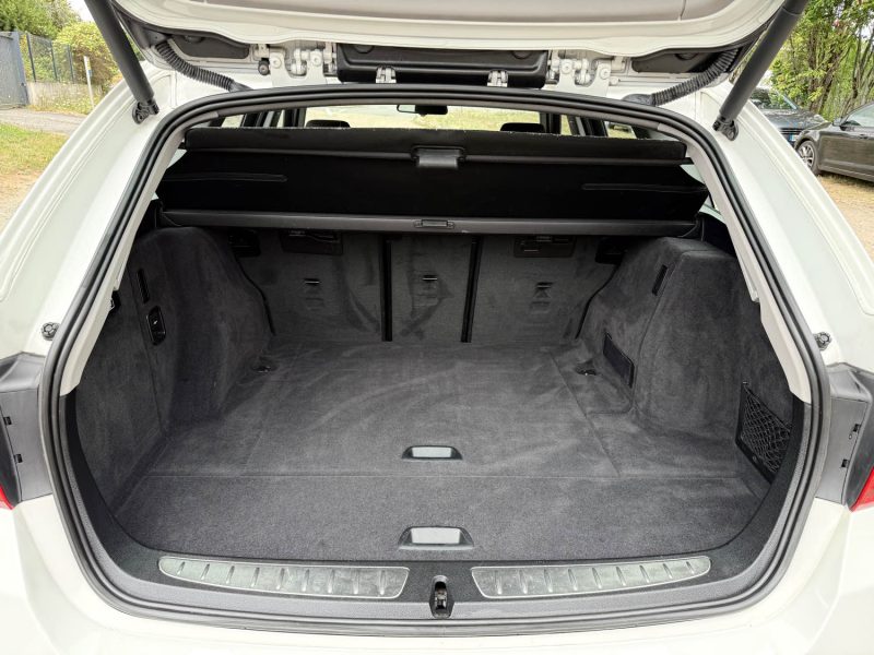 BMW Série 3 (F31) Touring 325d 2.0 D 218 ch Sport - Boite Auto / GPS / Radar Ar / & Garantie 6 Mois.
