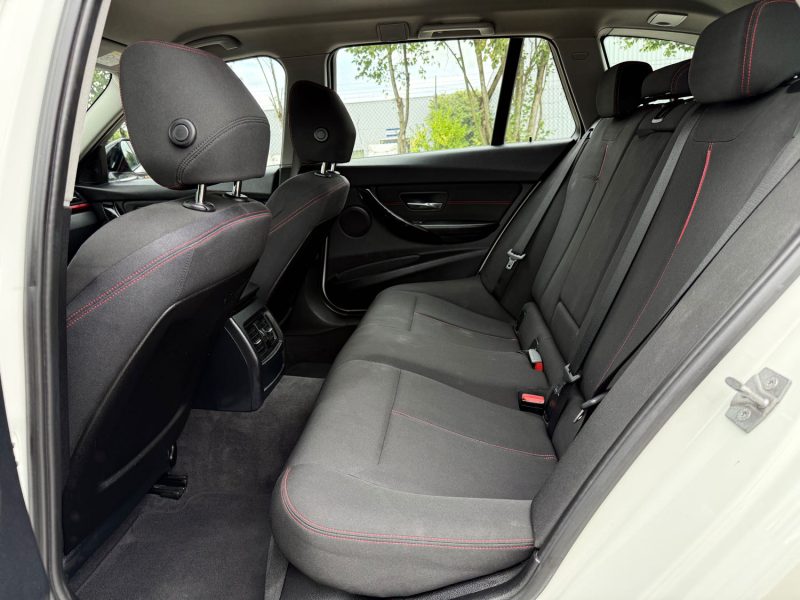 BMW Série 3 (F31) Touring 325d 2.0 D 218 ch Sport - Boite Auto / GPS / Radar Ar / & Garantie 6 Mois.