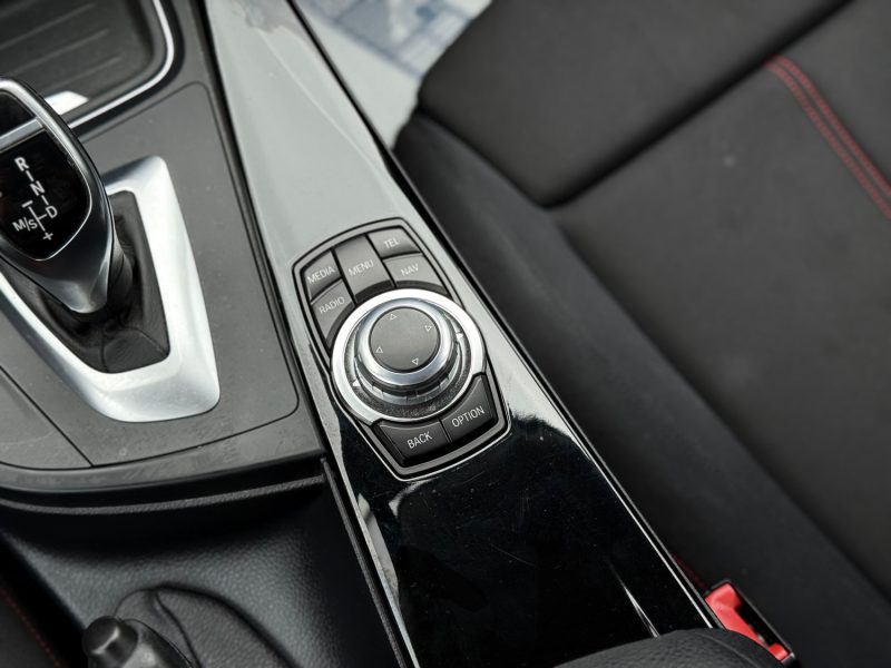 BMW Série 3 (F31) Touring 325d 2.0 D 218 ch Sport - Boite Auto / GPS / Radar Ar / & Garantie 6 Mois.