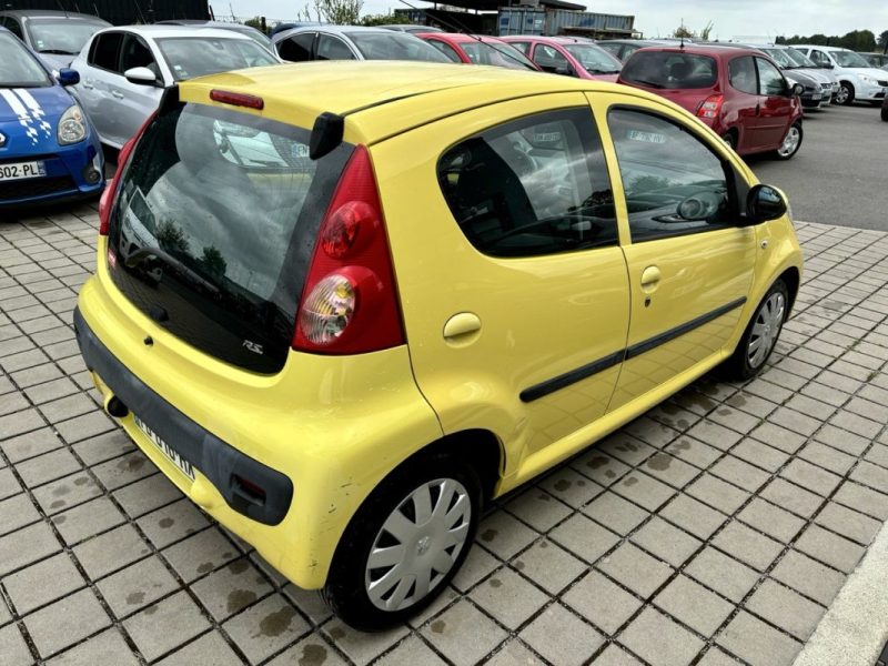 Peugeot  107 1.0i 68 CH TRENDY 