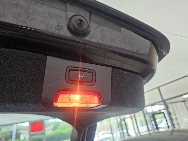 PORSCHE CAYENNE DIESEL 3.0D 245CH ANNEE 2011 165000KM GARANTIE 1 AN