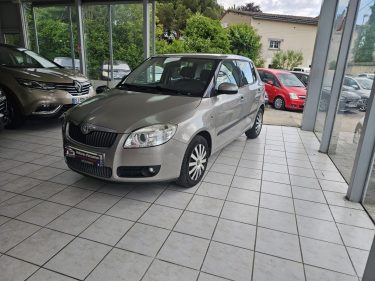 SKODA FABIA 2009