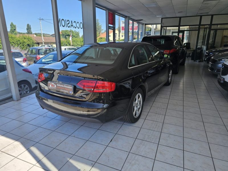 AUDI A4 2011