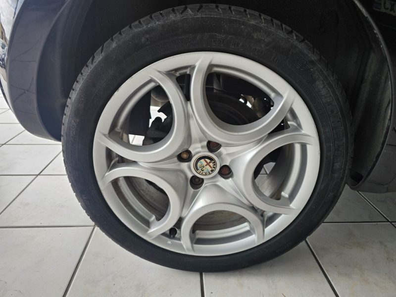 ALFA ROMEO MITO 2011