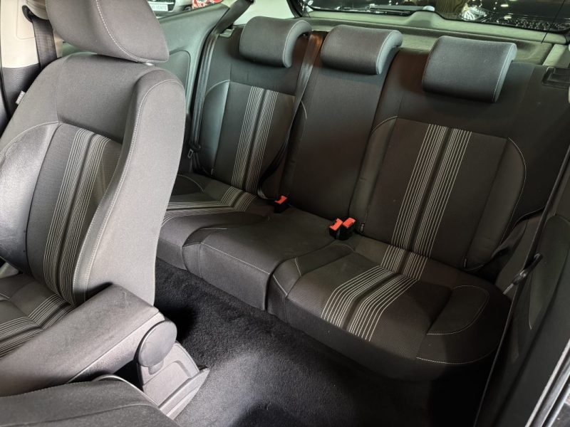 VOLKSWAGEN POLO 2013