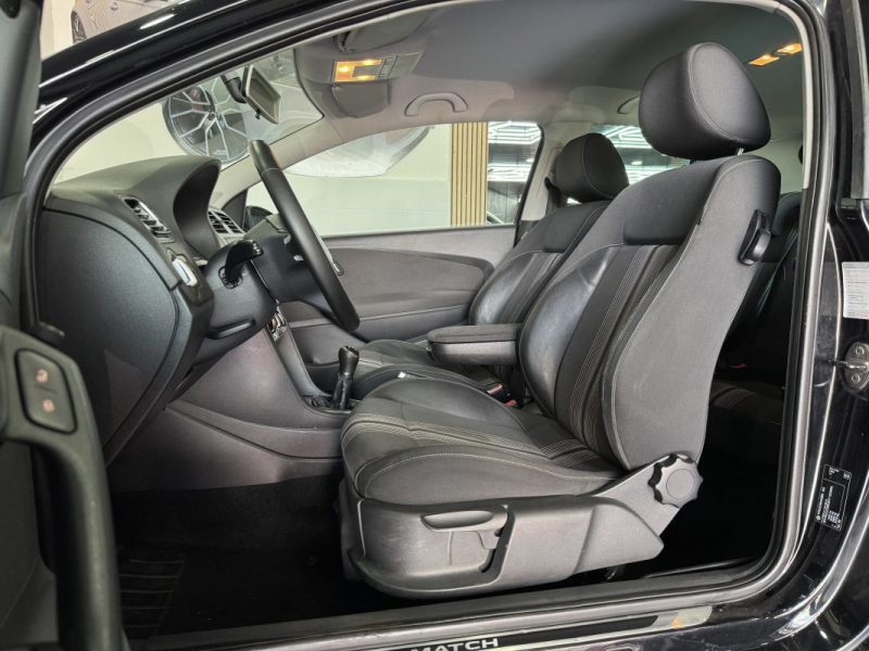 VOLKSWAGEN POLO 2013