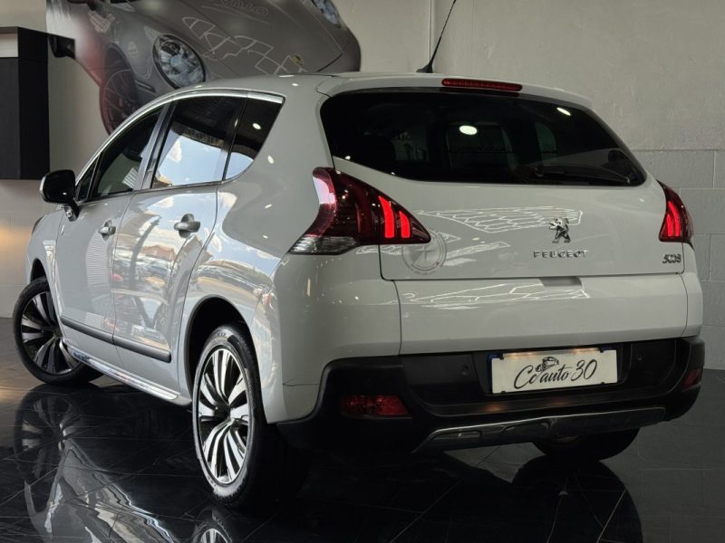 PEUGEOT 3008  2015