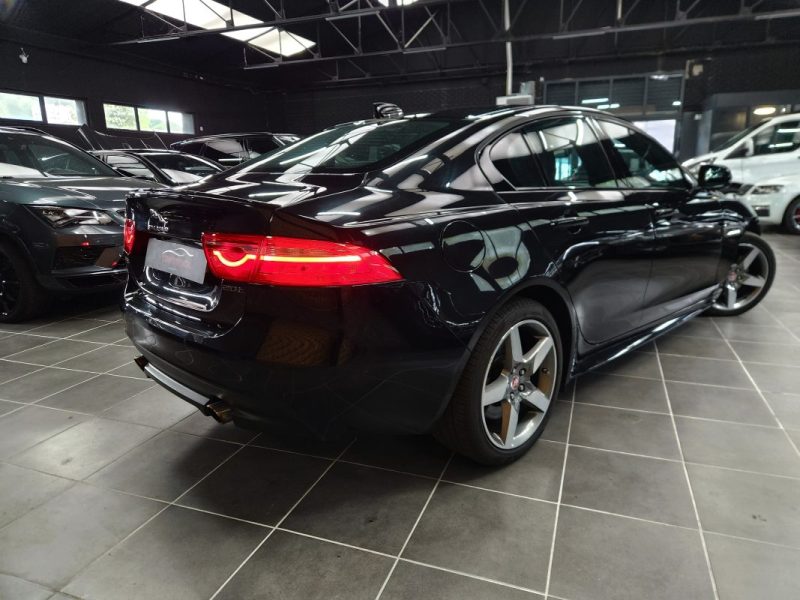JAGUAR XE 2017 2.0t 200 R-SPORT BVA8*1°Main*VIRTUAL*CAMERA*MERIDIAN*