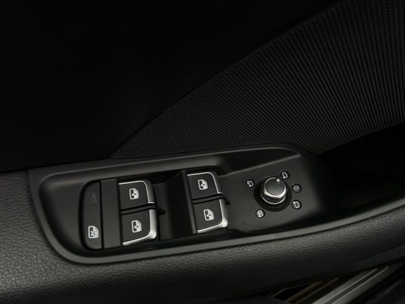 AUDI  S3 PHASE 2 1°MAIN Sportback 2.0 TFSI 310 quattro S-Tronic*PANO*LED*