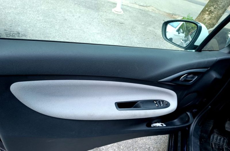 CITROEN DS3 82 Chic, berline, 4 cv, 3 portes, 2015, garantie 3 mois.