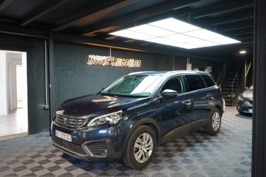 PEUGEOT 5008 2018