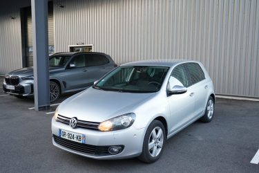 VOLKSWAGEN GOLF 2010