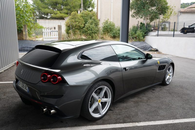 FERRARI GTC4 LUSSO T V8 3.9 610 CV FRANCAISE / REPRISE POSSIBLE 