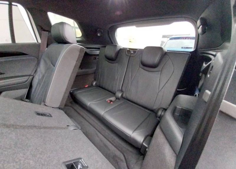 Volkswagen Tayron 2.0 TDI 193 R-LINE DSG7 7PL 2025 REF 216