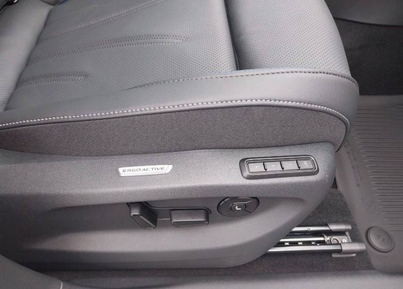 Volkswagen Tayron 2.0 TDI 193 R-LINE DSG7 7PL 2025 REF 216