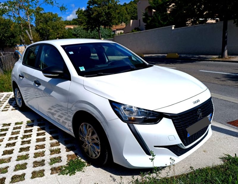 Peugeot 208 75 S&S BVM5, 4 cv, 5 portes, PME 02/2020, garantie 3 mois.