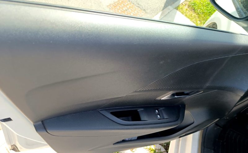 Peugeot 208 75 S&S BVM5, 4 cv, 5 portes, PME 02/2020, garantie 3 mois.