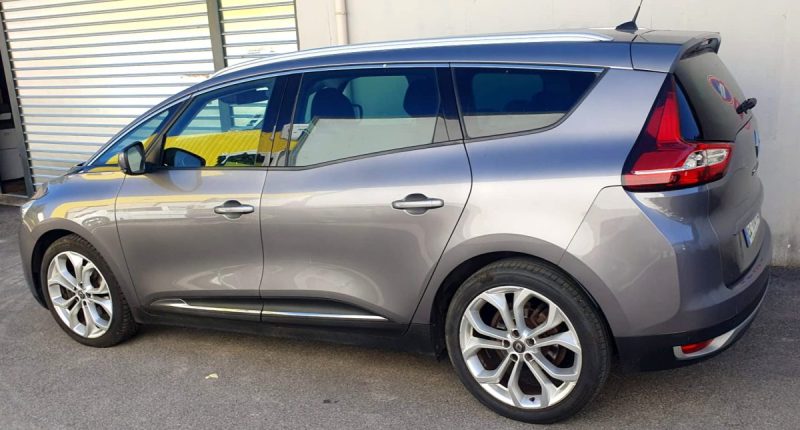 Renault Grand Scénic IV BUSINESS dCi 110 Energy 7 pl, gris clair, 5 cv, 5 portes, 2018, garantie 3 m