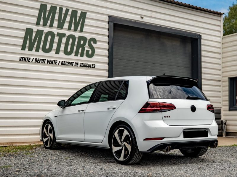 VOLKSWAGEN GOLF 2017