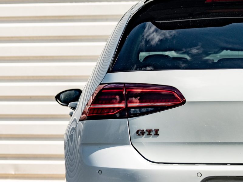 VOLKSWAGEN GOLF 2017