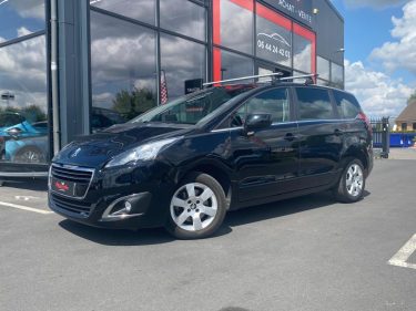 Peugeot  5008 1.6 BlueHDi 120ch 7PL 🚙 1ère main / Suivi complet ✅ / Embrayage neuf 🔧 / Garantie✅