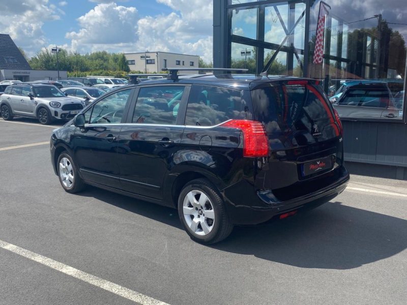 Peugeot  5008 1.6 BlueHDi 120ch 7PL 🚙 1ère main / Suivi complet ✅ / Embrayage neuf 🔧 / Garantie✅