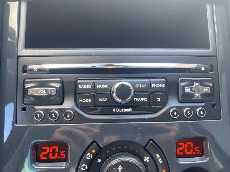 Peugeot  5008 1.6 BlueHDi 120ch 7PL 🚙 1ère main / Suivi complet ✅ / Embrayage neuf 🔧 / Garantie✅