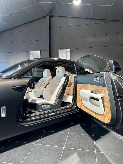 ROLLS ROYCE WRAITH V12 632 CV COOVERING