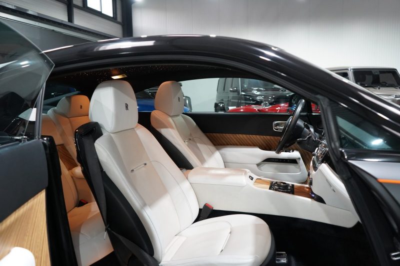 ROLLS ROYCE WRAITH V12 632 CV COOVERING