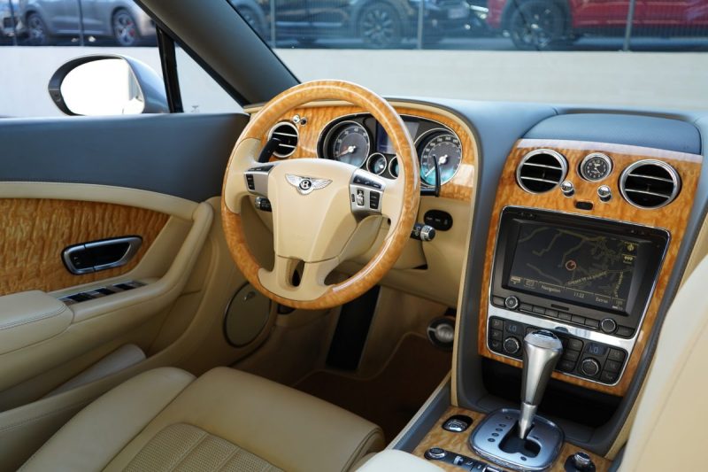 BENTLEY CONTINENTAL GTC CAB 6.0 L V12 ETHANOL
