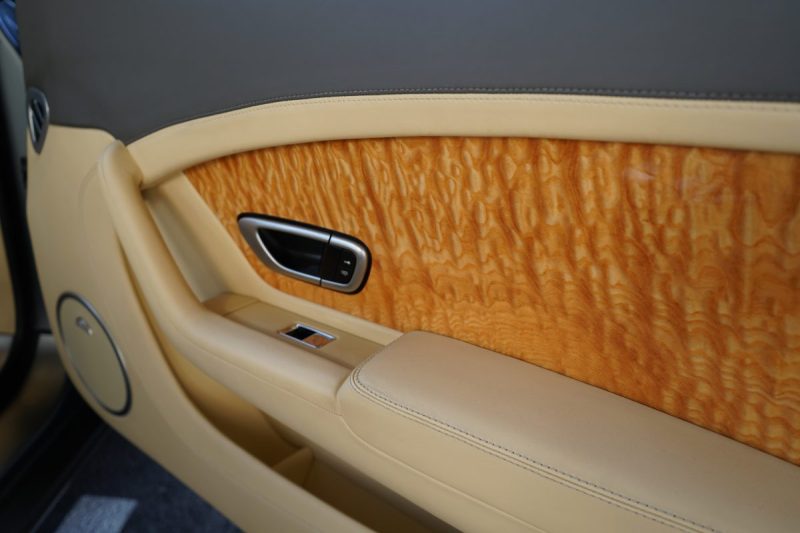 BENTLEY CONTINENTAL GTC CAB 6.0 L V12 ETHANOL