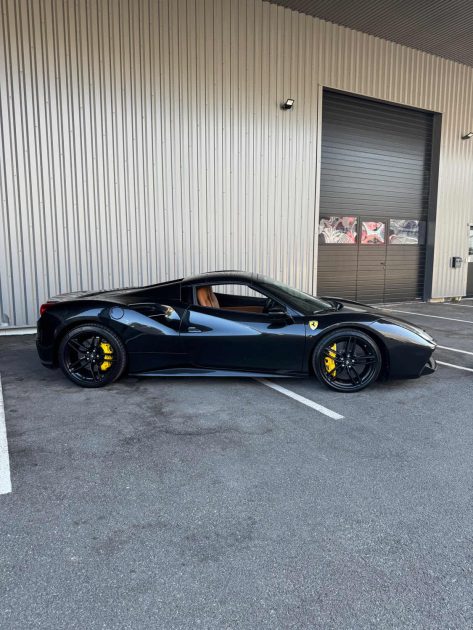 FERRARI F 488 v8 SPYDER 3.9 670 CV POWER / TVA / GARANTIE