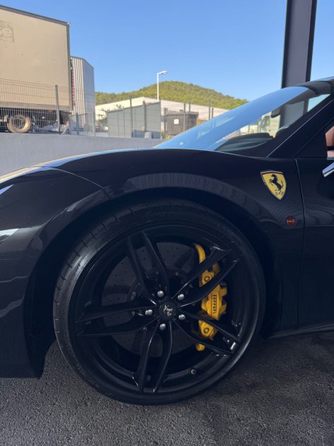 FERRARI F 488 v8 SPYDER 3.9 670 CV POWER / TVA / GARANTIE