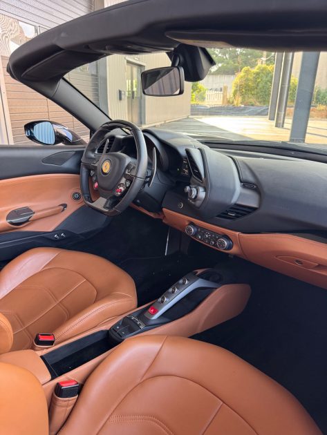 FERRARI F 488 v8 SPYDER 3.9 670 CV POWER / TVA / GARANTIE