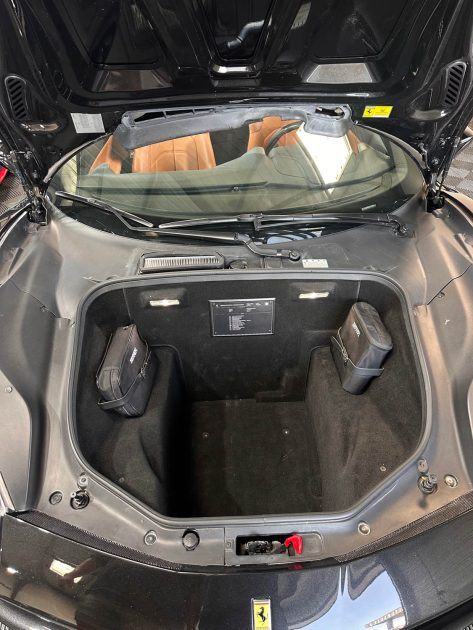 FERRARI F 488 v8 SPYDER 3.9 670 CV POWER / TVA / GARANTIE