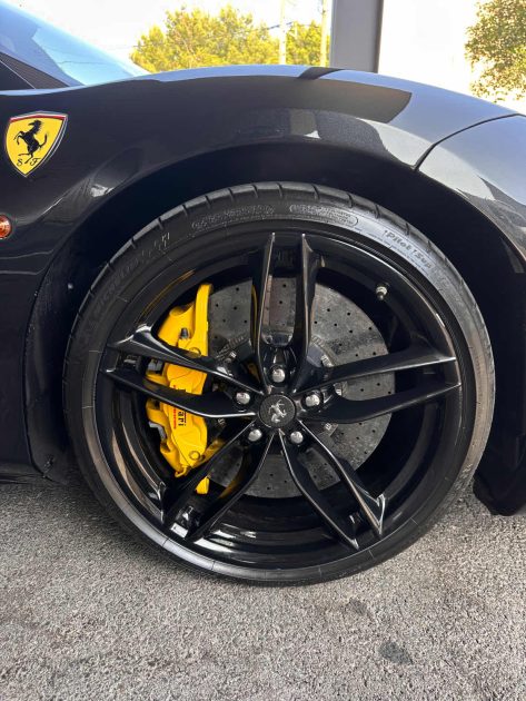 FERRARI F 488 v8 SPYDER 3.9 670 CV POWER / TVA / GARANTIE