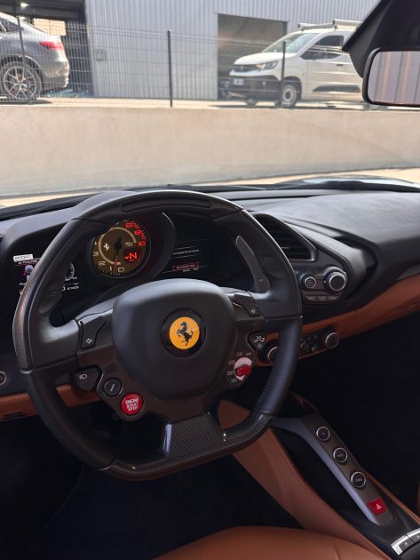 FERRARI F 488 v8 SPYDER 3.9 670 CV POWER / TVA / GARANTIE