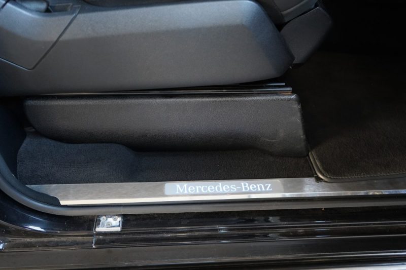 MERCEDES CLASSE G 4X4 2 V8 421 CV CARRE SORTIE USINE