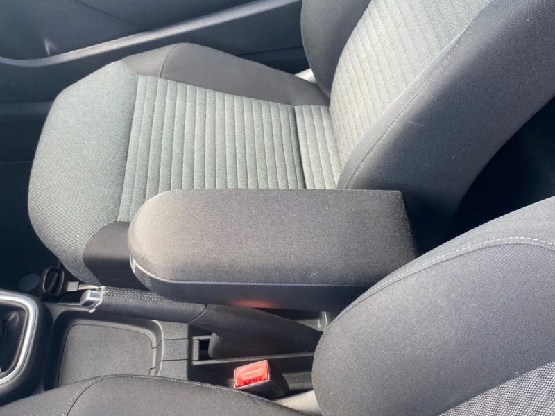 VOLKSWAGEN POLO  2011