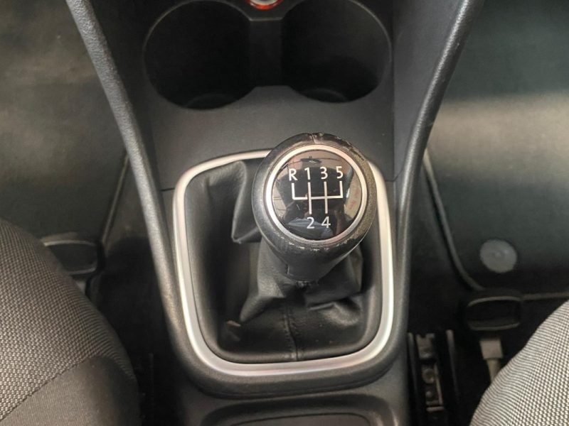 VOLKSWAGEN POLO  2011