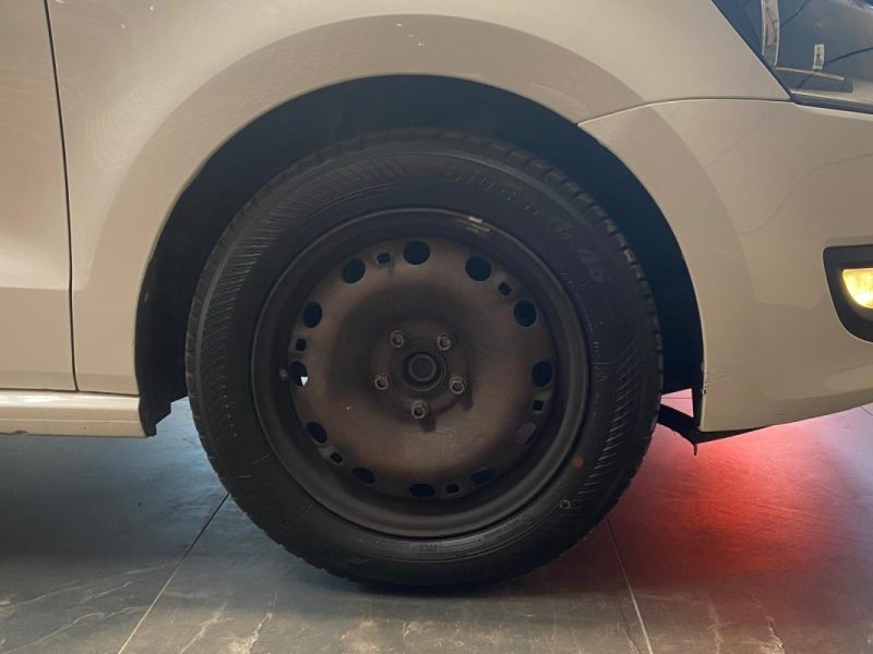 VOLKSWAGEN POLO  2011