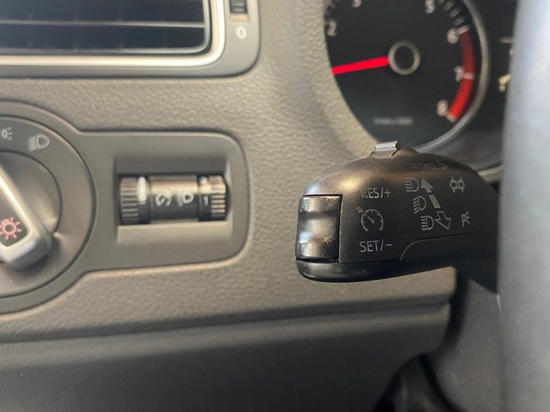 VOLKSWAGEN POLO  2011