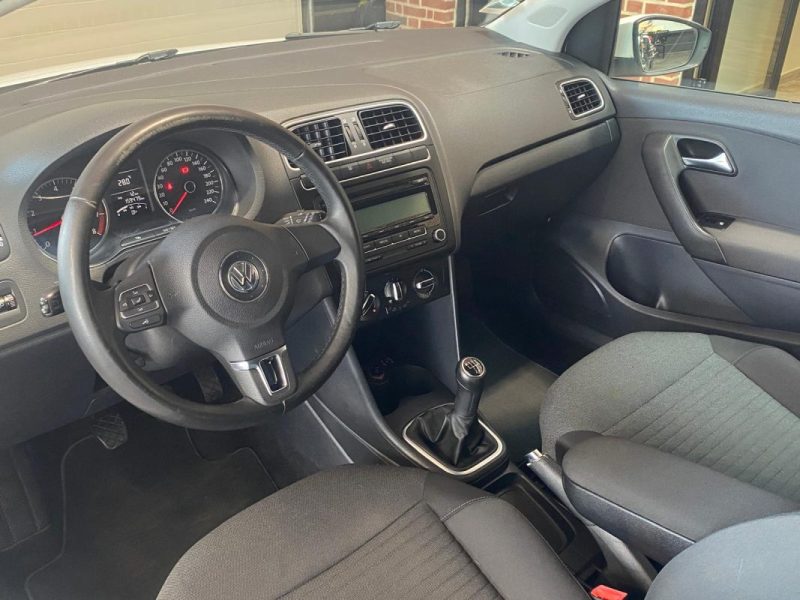 VOLKSWAGEN POLO  2011