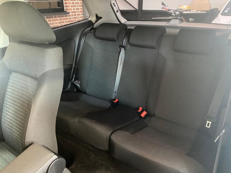 VOLKSWAGEN POLO  2011