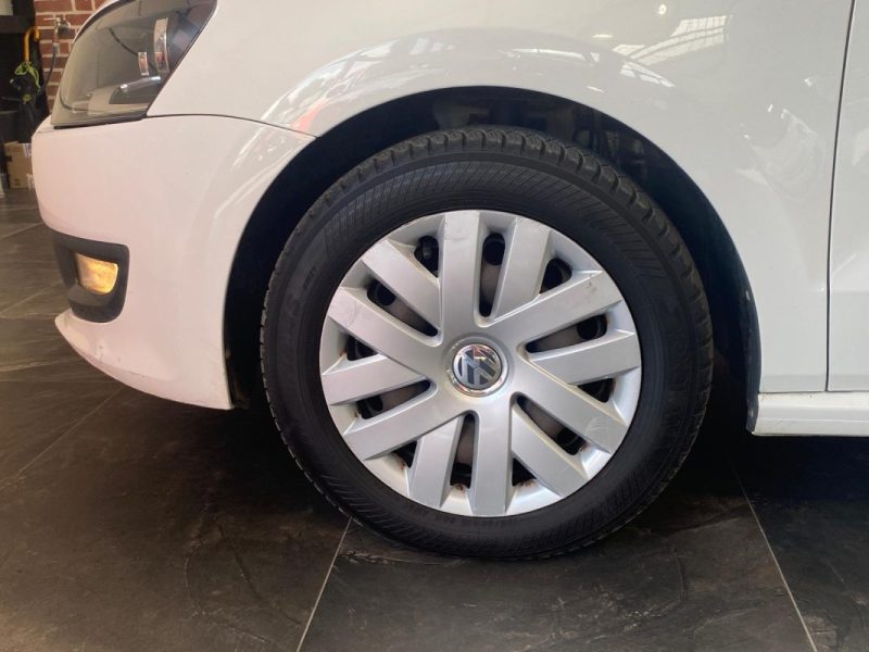 VOLKSWAGEN POLO  2011