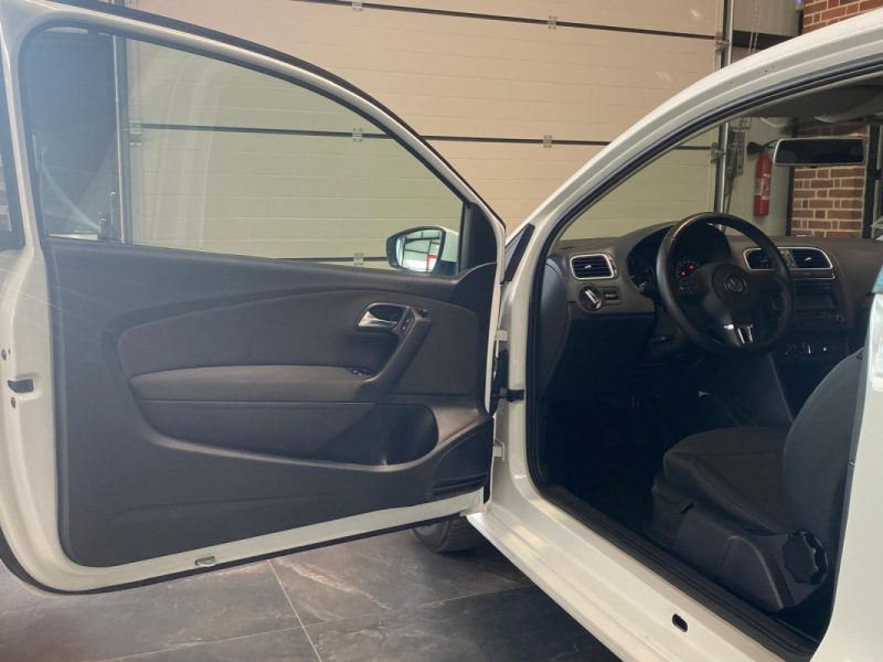 VOLKSWAGEN POLO  2011