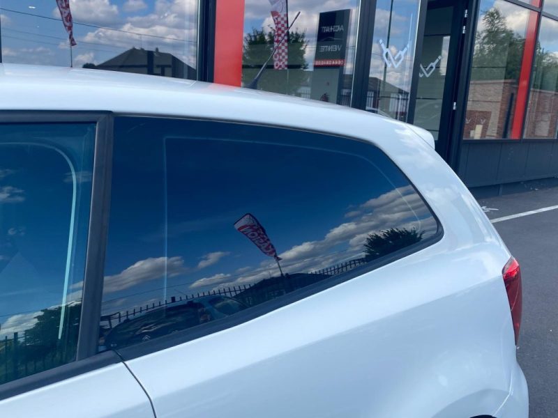 VOLKSWAGEN POLO  2011