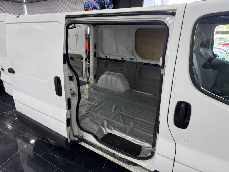 NISSAN PRIMASTAR 2007