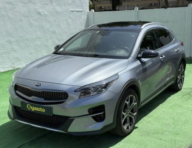 KIA XCEED 2020