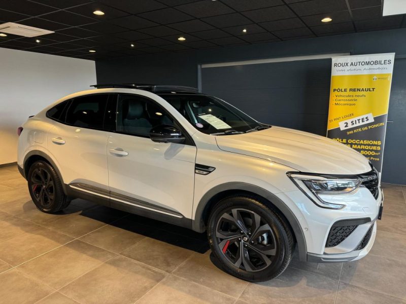 RENAULT ARKANA E-TECH 2022